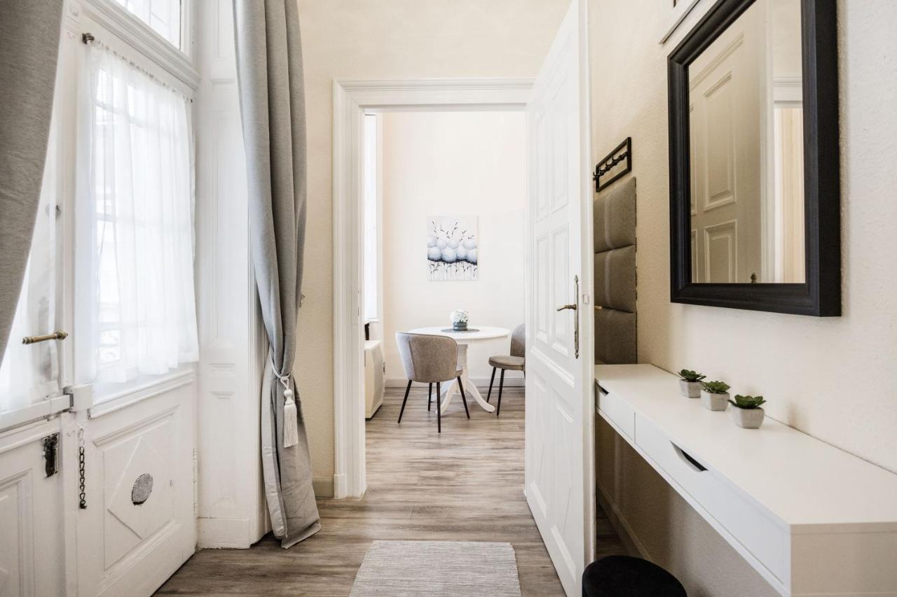 Andrassy 13 Center Apartment Boedapest Buitenkant foto